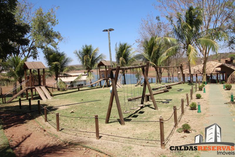 Foto PONTAL DO LAGO